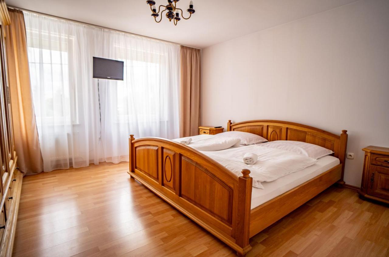 Hotelik Maria Шчитно Екстериор снимка