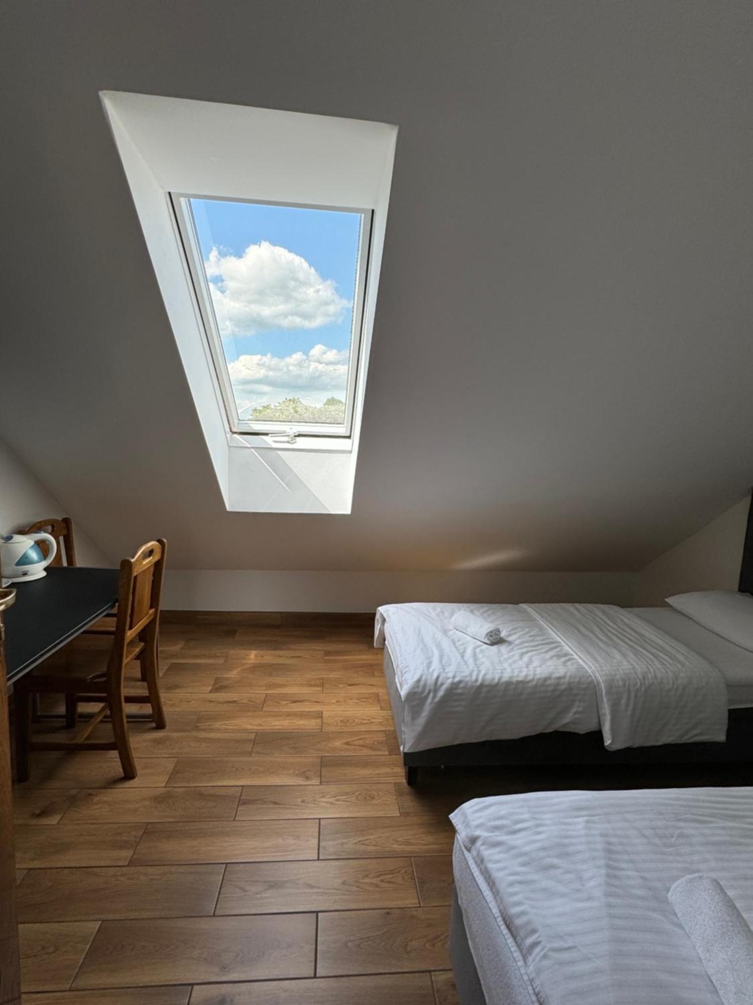 Hotelik Maria Шчитно Екстериор снимка