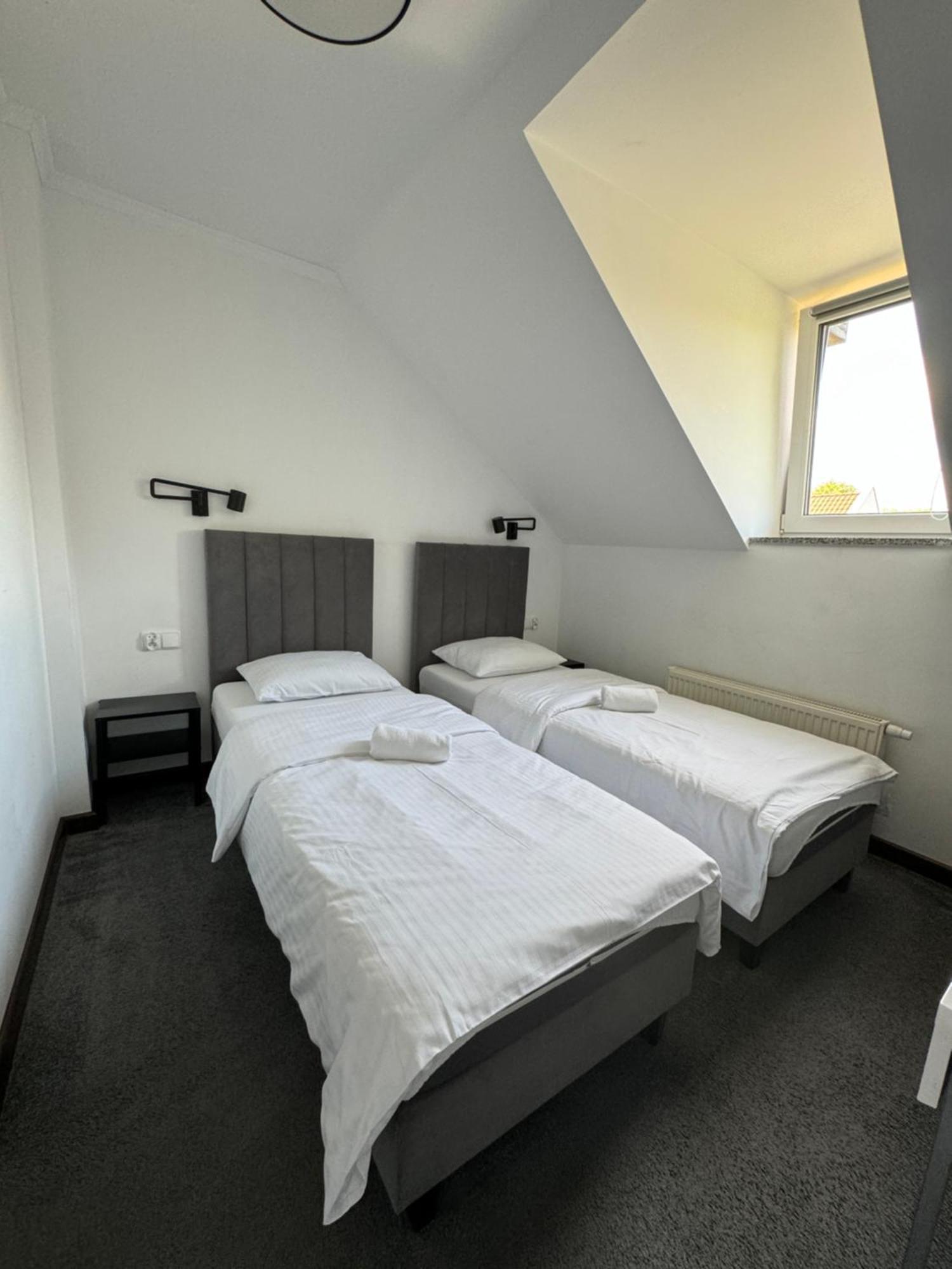 Hotelik Maria Шчитно Екстериор снимка